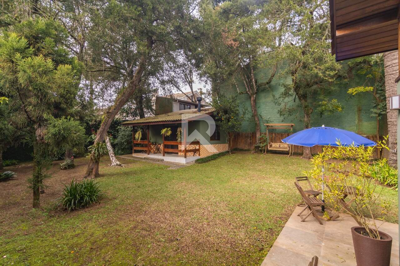 Casa de Rua com Quintal Verde e Espaço Gourmet, 3 quartos 4 Vagas à venda, 200m²- Santa Felicidade - Curitiba/PR - miniatura 31