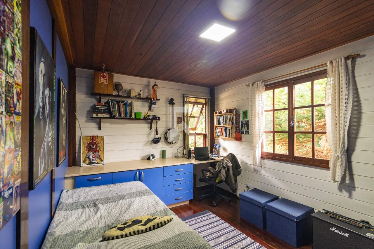 Casa de Rua com Quintal Verde e Espaço Gourmet, 3 quartos 4 Vagas à venda, 200m²- Santa Felicidade - Curitiba/PR - miniatura 25