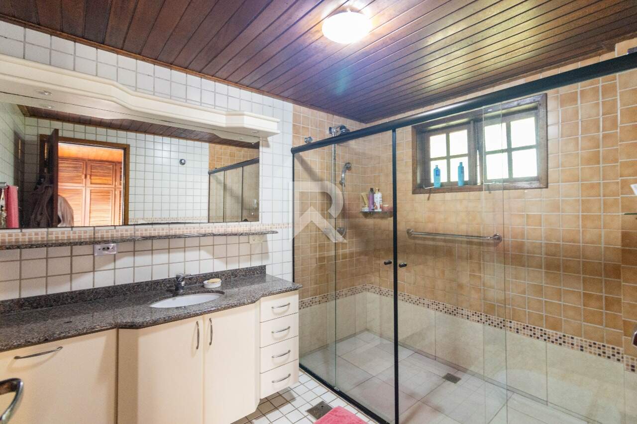 Casa de Rua com Quintal Verde e Espaço Gourmet, 3 quartos 4 Vagas à venda, 200m²- Santa Felicidade - Curitiba/PR - miniatura 30