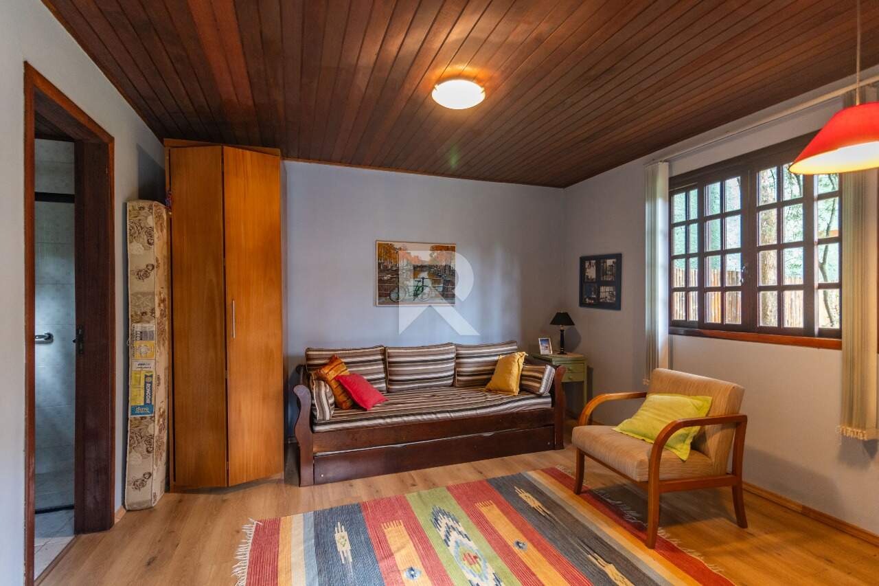 Casa de Rua com Quintal Verde e Espaço Gourmet, 3 quartos 4 Vagas à venda, 200m²- Santa Felicidade - Curitiba/PR - miniatura 34