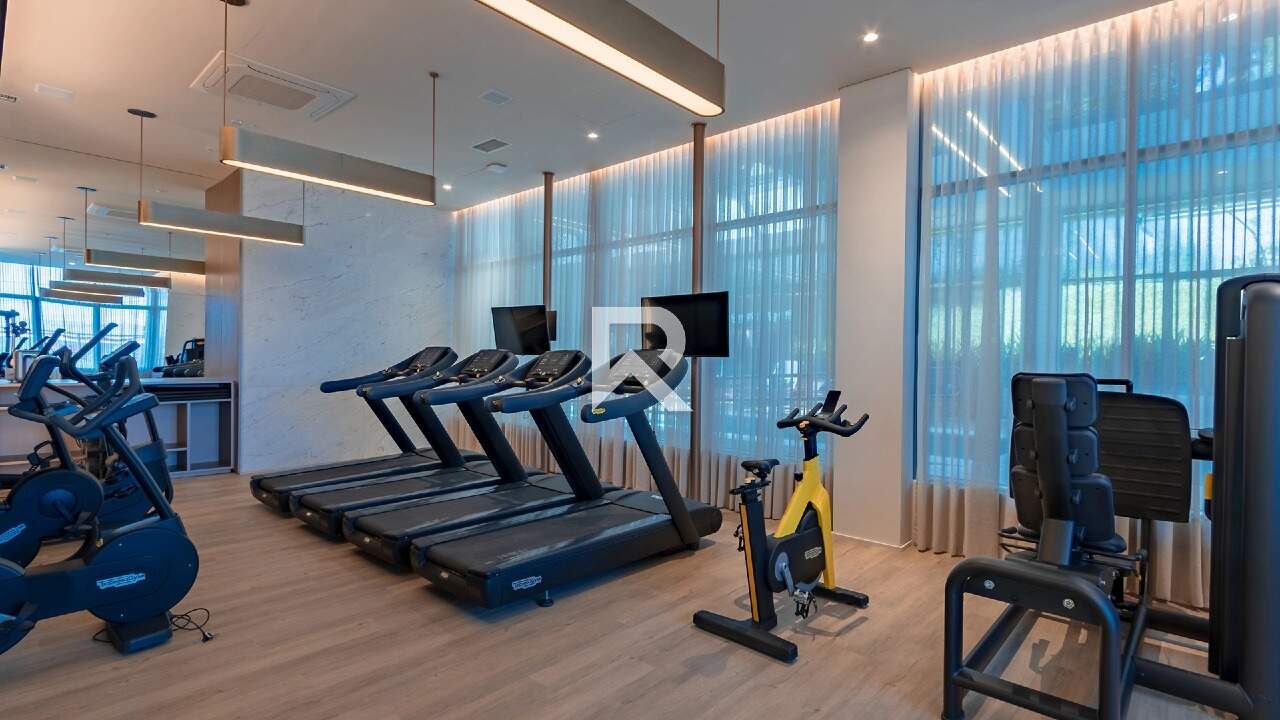 Apt Mobiliado em Cond. Clube, Andar Alto, Vista Livre, Face Norte com 4 suítes e 4 Vagas para alugar - 246m2 - Champagnat, Curitiba miniatura 26