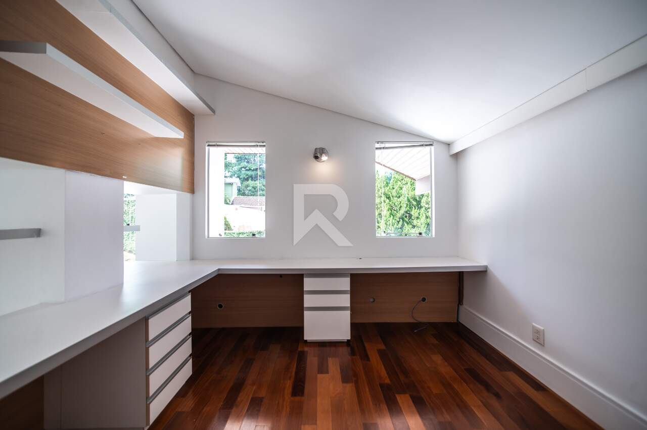 Casa em Condomínio Fechado com Quintal, Piscina, 4 suítes e 690m2 para venda - Seminário, Curitiba miniatura 26