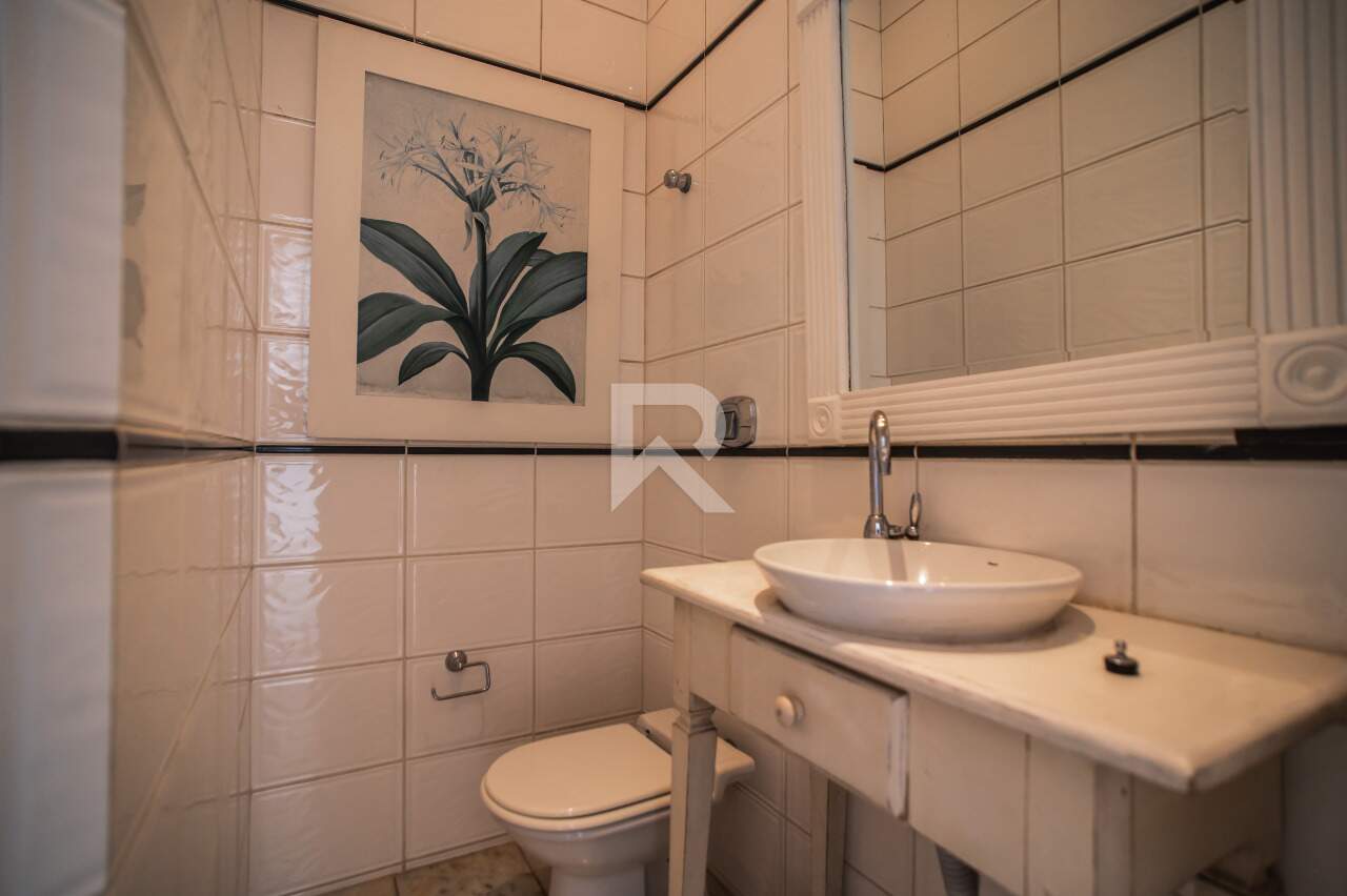 Casa em Condomínio Fechado com Quintal, Piscina, 4 suítes e 690m2 para venda - Seminário, Curitiba miniatura 16