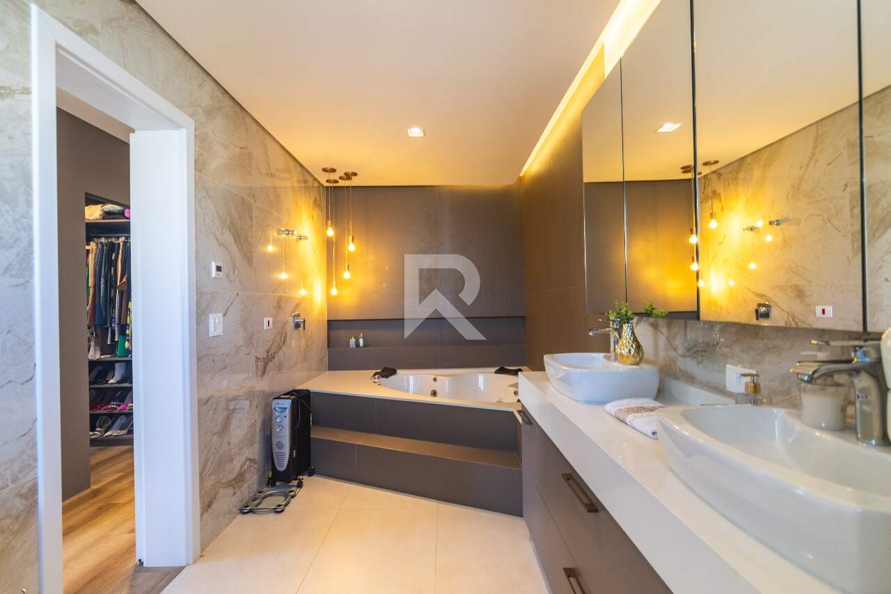 Casa de Condomínio com Jardim, 3 Quartos, 4 Vagas à venda, 297 m² - Santa Felicidade - Curitiba/PR miniatura 29