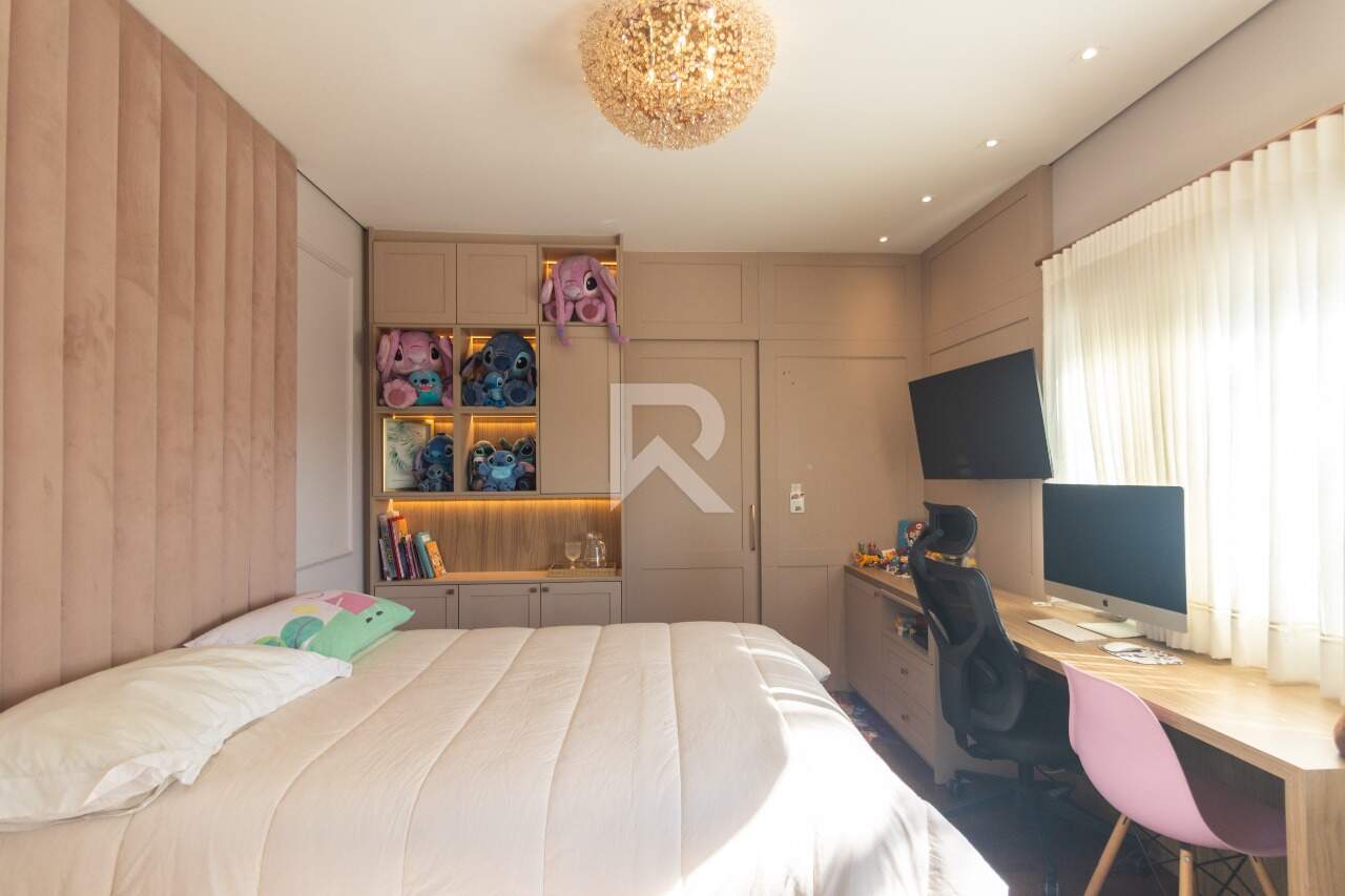 Casa Alto Padrão, Mobiliada em Cond. Clube com Piscina, 4 suítes, 3 vagas e 400m2 para alugar - Campo Comprido, Curitiba-PR miniatura 36
