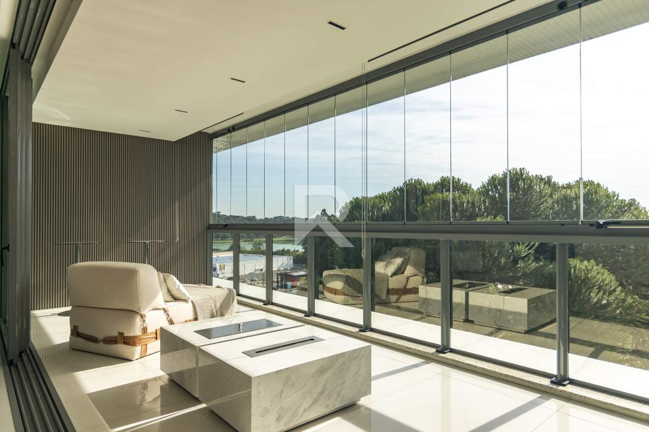 Apt Semi Mobiliado em Cond. Clube, Vista Pq Barigui, Face Norte com 4 suítes e 4 Vagas para venda - 288m2 - Champagnat, Curitiba miniatura 5