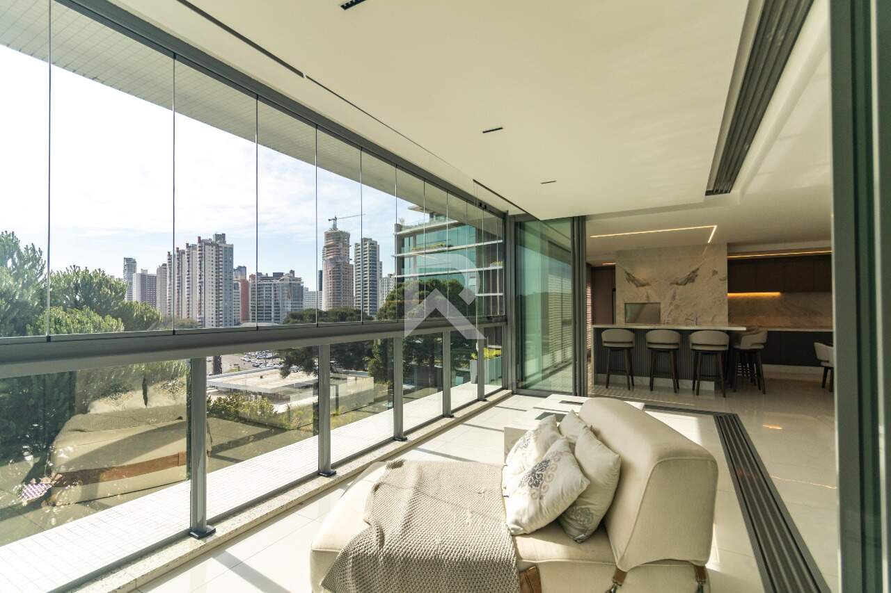 Apt Semi Mobiliado em Cond. Clube, Vista Pq Barigui, Face Norte com 4 suítes e 4 Vagas para venda - 288m2 - Champagnat, Curitiba miniatura 9