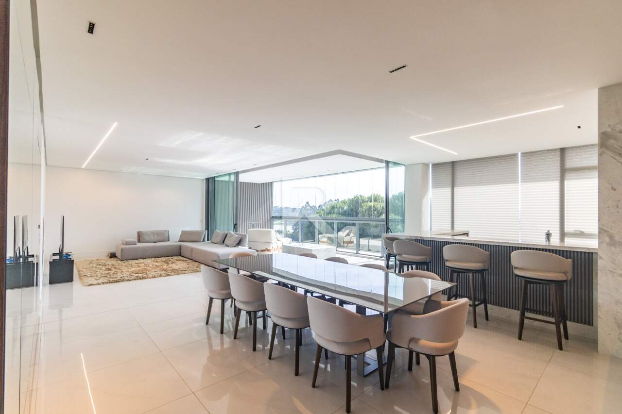 Apt Semi Mobiliado em Cond. Clube, Vista Pq Barigui, Face Norte com 4 suítes e 4 Vagas para venda - 288m2 - Champagnat, Curitiba miniatura 2