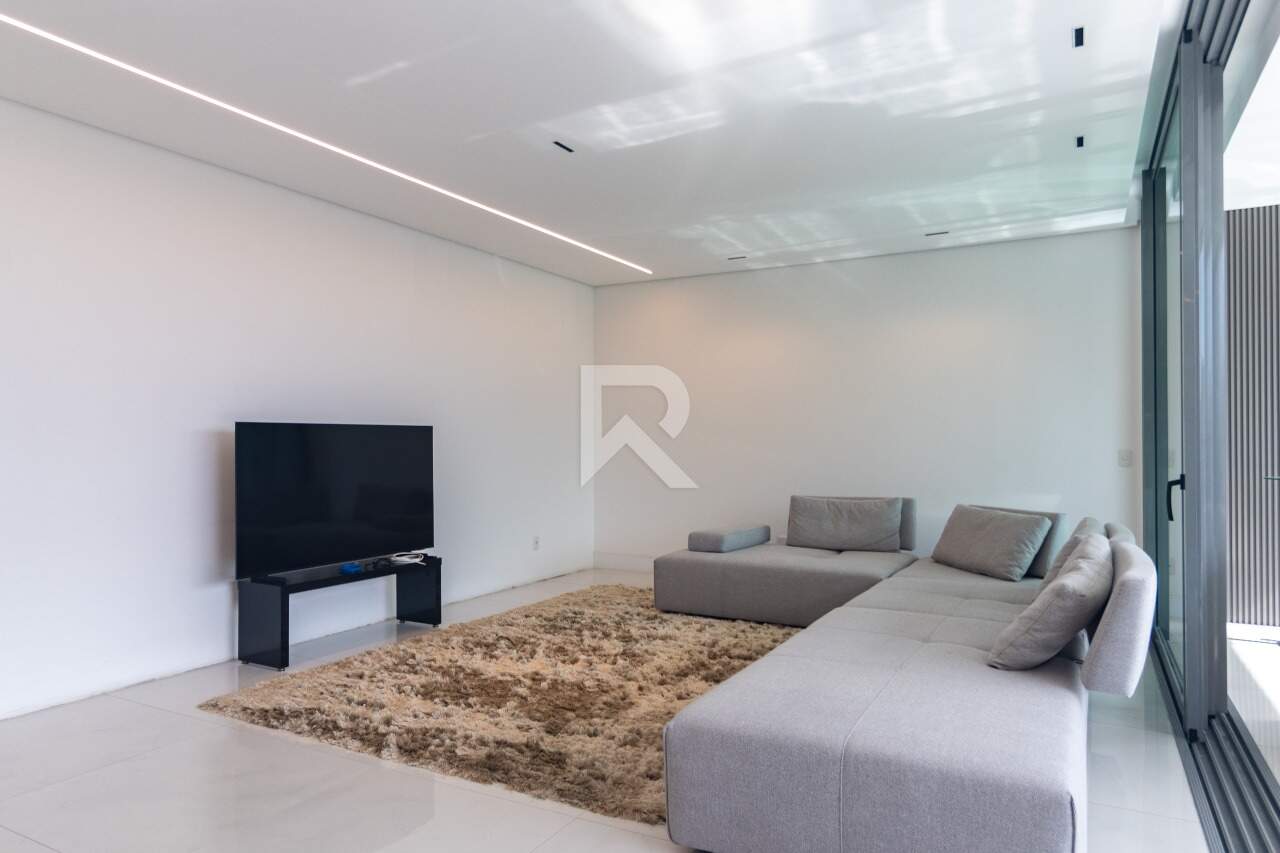 Apt Semi Mobiliado em Cond. Clube, Vista Pq Barigui, Face Norte com 4 suítes e 4 Vagas para venda - 288m2 - Champagnat, Curitiba miniatura 4