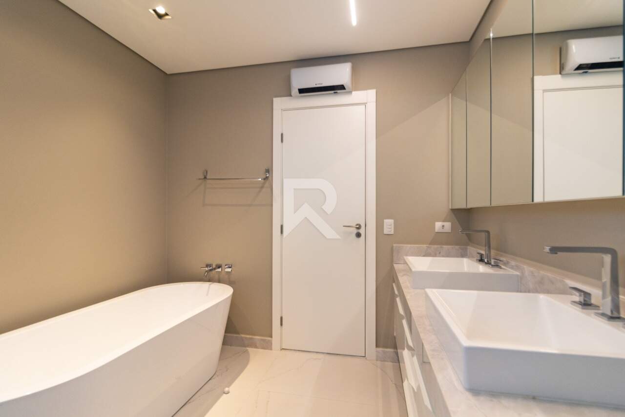 Apt Semi Mobiliado em Cond. Clube, Vista Pq Barigui, Face Norte com 4 suítes e 4 Vagas para venda - 288m2 - Champagnat, Curitiba miniatura 42