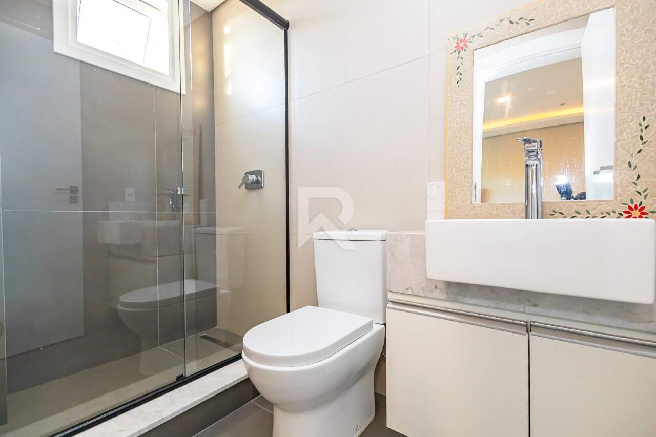 Sobrado de Rua Moderno com Quintal Terraço, Jacuzzi e 3 suítes à venda, 247 m² - Santo Inácio - Curitiba/PR miniatura 25