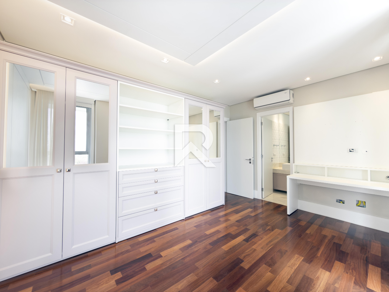 Apartamento Mobiliado, Face Norte com 3 suítes 338m2 em Cond. Clube para venda - Champagnat, Curitiba miniatura 21