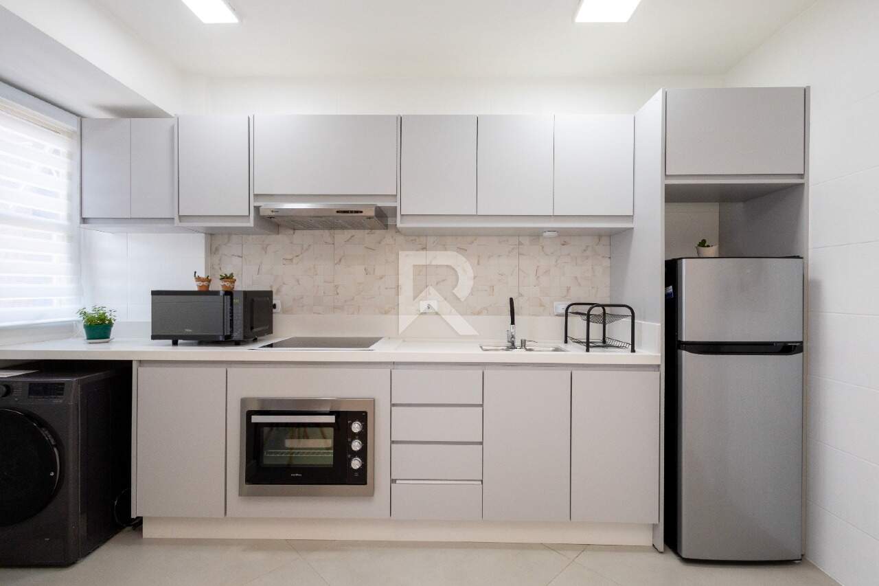 Apartamento mobiliado com face norte, 2 quartos sendo 1 suíte á venda – Bigorrilho - Curitiba/PR miniatura 6