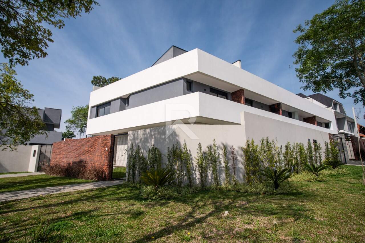 Sobrado Alto Padrão com Terraço, 3 suítes e Face Norte à venda, 163 m² – Santa Felicidade – Curitiba/PR miniatura 3