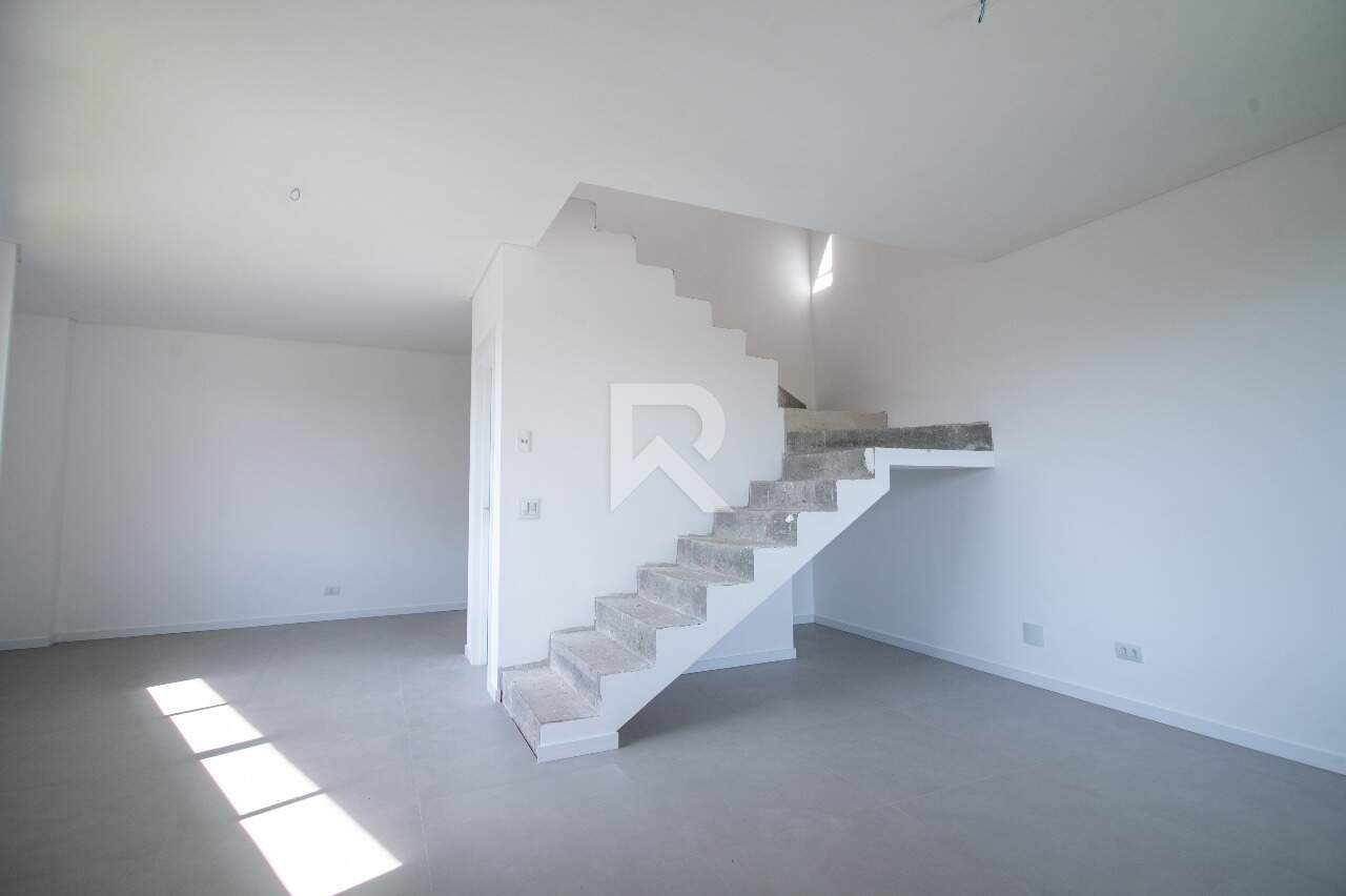 Sobrado Alto Padrão com Terraço, 3 suítes e Face Norte à venda, 163 m² – Santa Felicidade – Curitiba/PR miniatura 5