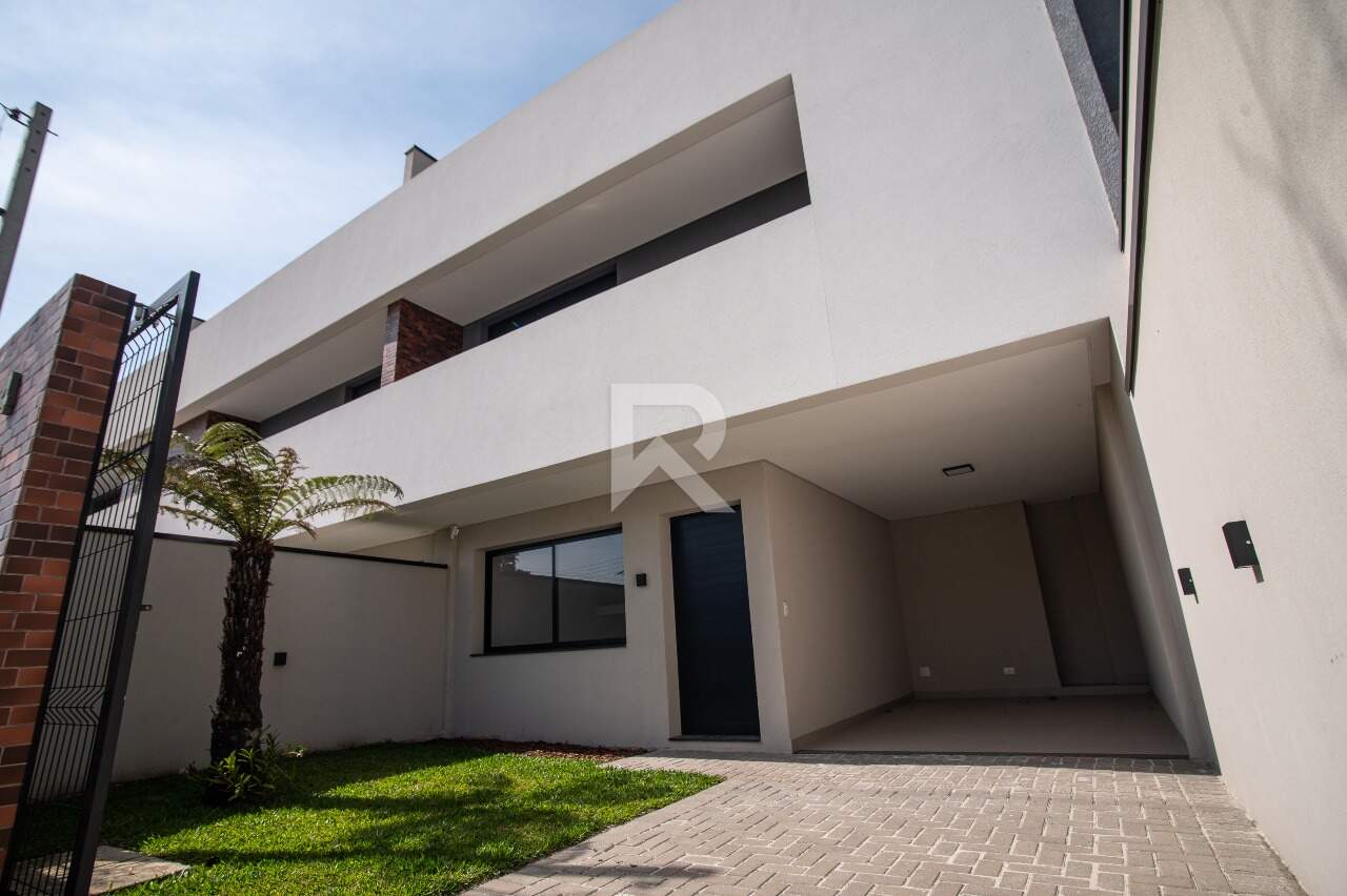 Sobrado Alto Padrão com Terraço, 3 quartos 2 Vagas à venda, 147 m² – Santa Felicidade – Curitiba/PR