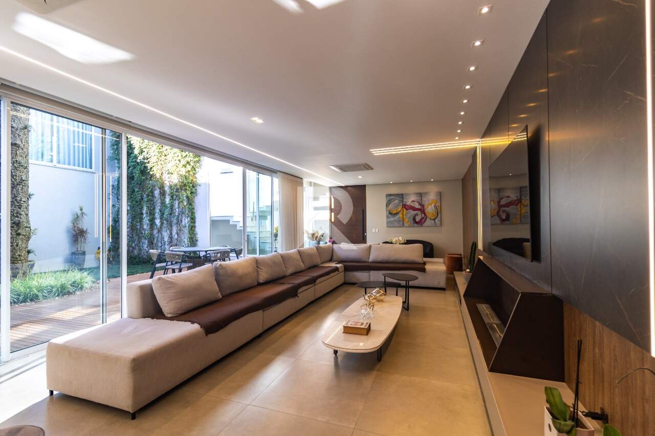 Casa Alto Padrão, Mobiliada em Cond. Clube com Piscina, 4 suítes, 3 vagas e 400m2 para venda - Campo Comprido, Curitiba-PR miniatura 6