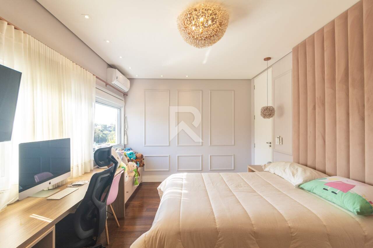 Casa Alto Padrão, Mobiliada em Cond. Clube com Piscina, 4 suítes, 3 vagas e 400m2 para venda - Campo Comprido, Curitiba-PR miniatura 35