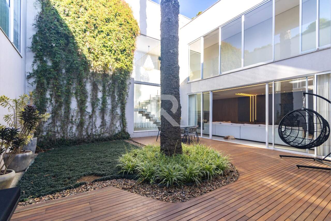 Casa Alto Padrão, Mobiliada em Cond. Clube com Piscina, 4 suítes, 3 vagas e 400m2 para venda - Campo Comprido, Curitiba-PR miniatura 9
