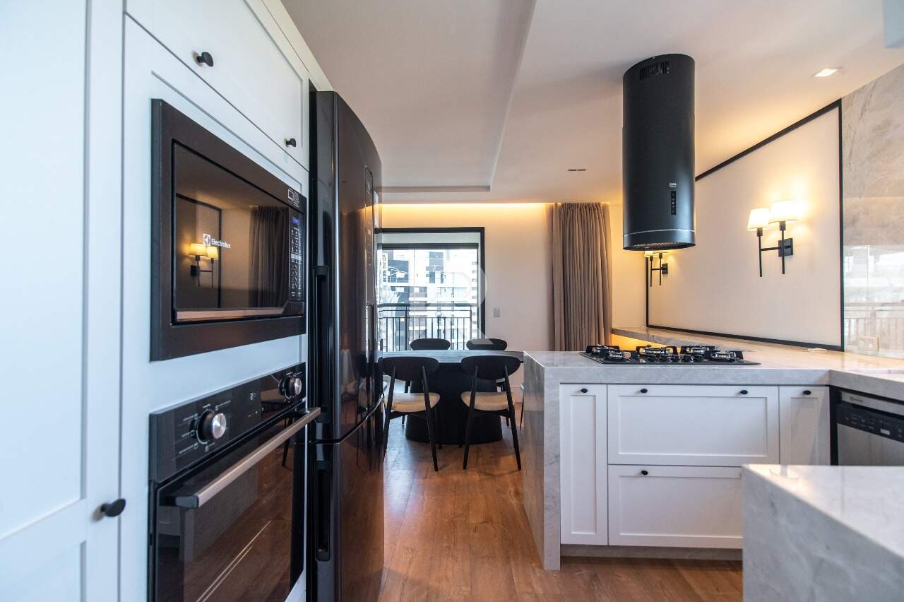 Apartamento Mobiliado em Cond. Clube com 2 quartos, closet, 2 vagas, 106m2 para alugar - Alto da Glória, Curitiba miniatura 12