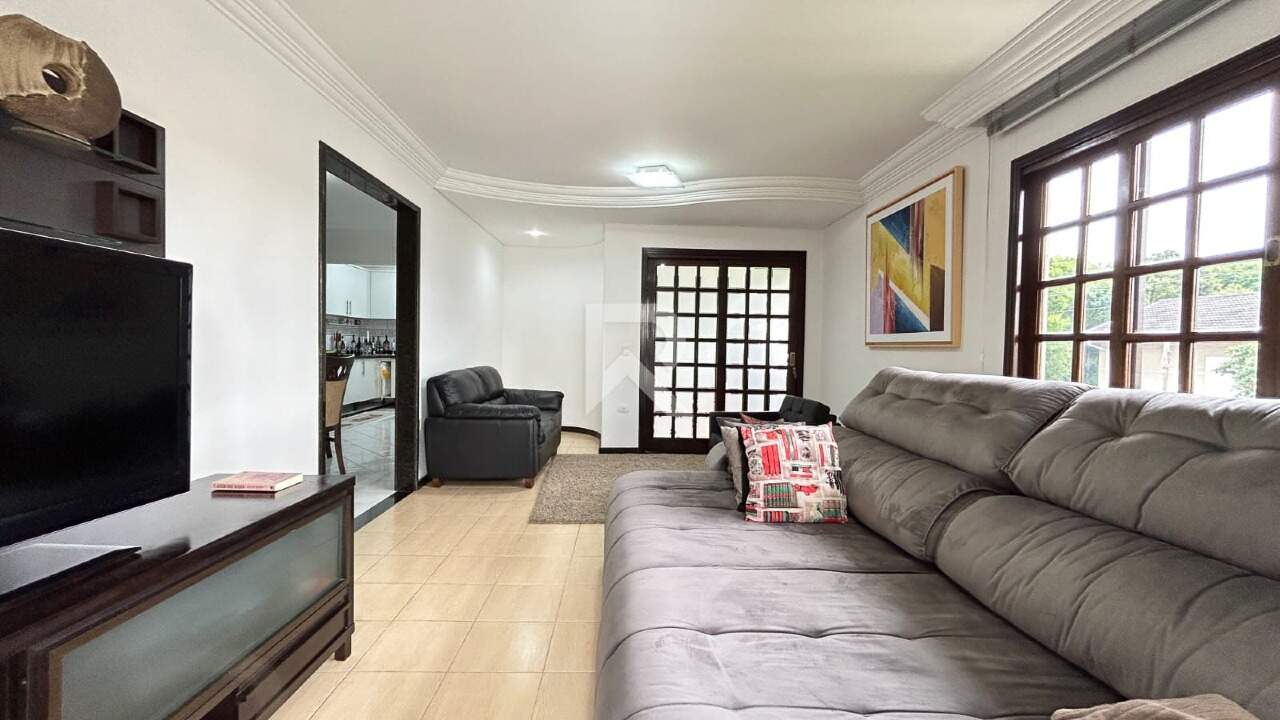 Sobrado Frente Rua com Jardim, 4 quartos 3 Vagas à venda, 244 m² – Campo Comprido – Curitiba/PR miniatura 3