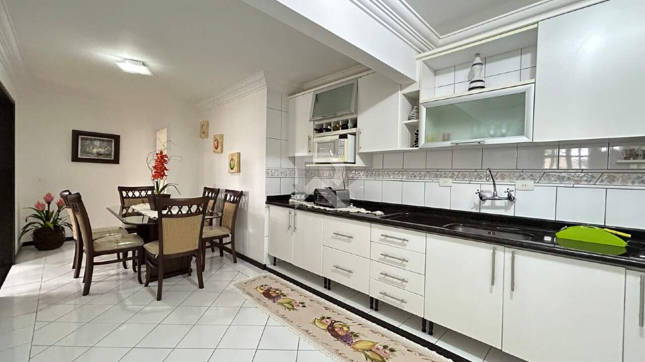 Sobrado Frente Rua com Jardim, 4 quartos 3 Vagas à venda, 244 m² – Campo Comprido – Curitiba/PR miniatura 10