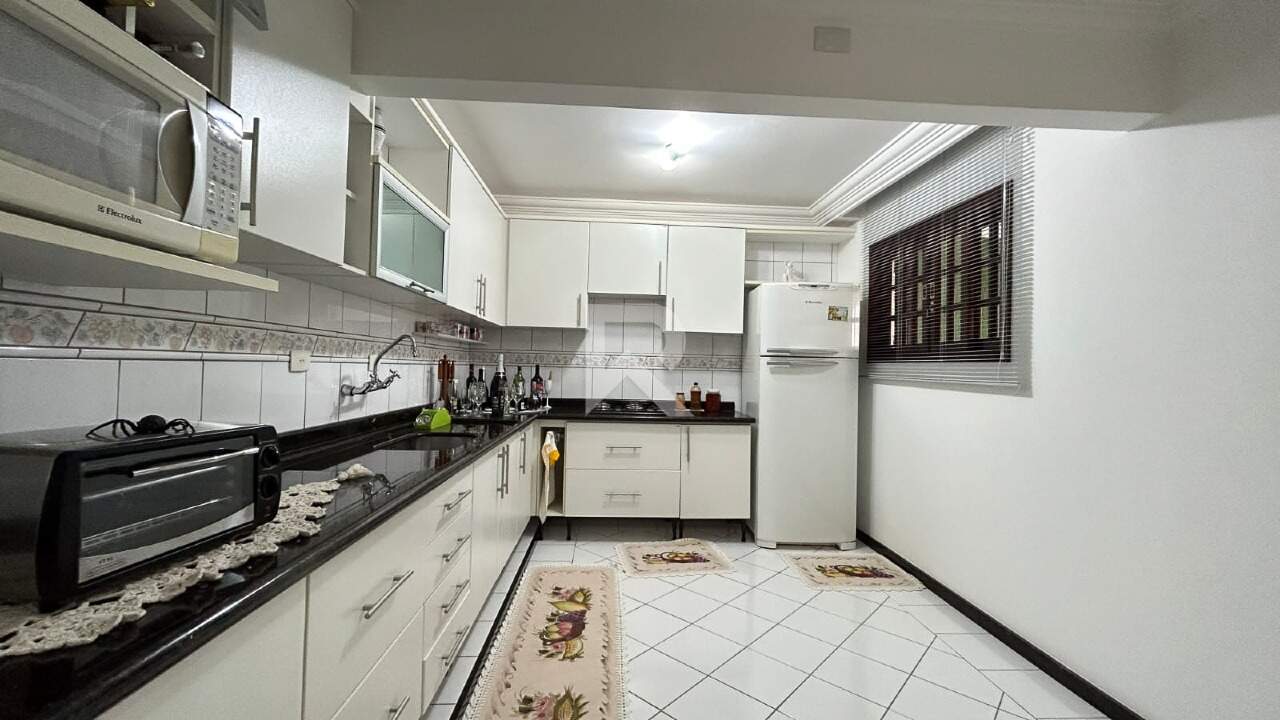 Sobrado Frente Rua com Jardim, 4 quartos 3 Vagas à venda, 244 m² – Campo Comprido – Curitiba/PR miniatura 11
