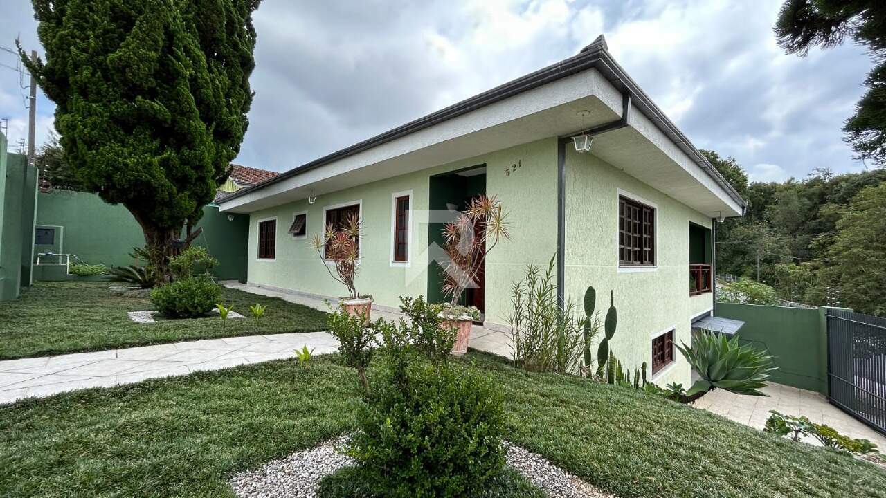 Sobrado Frente Rua com Jardim, 4 quartos 3 Vagas à venda, 244 m² – Campo Comprido – Curitiba/PR