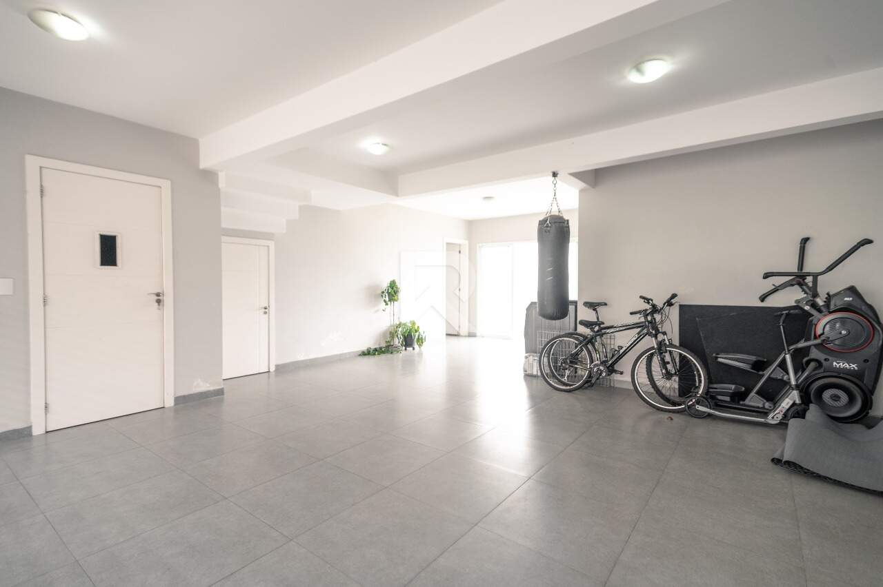 Casa de condomínio com quintal privativo, 3 quartos, 3 vagas à venda, 296 m² - Uberaba - Curitiba/PR miniatura 24