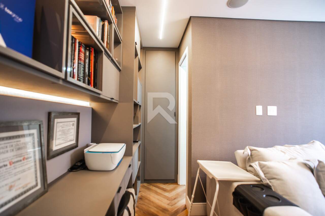 Apartamento Mobiliado em Cond. Clube com 4 suítes e 255m² p/ Venda - Ecoville - Curitiba miniatura 18