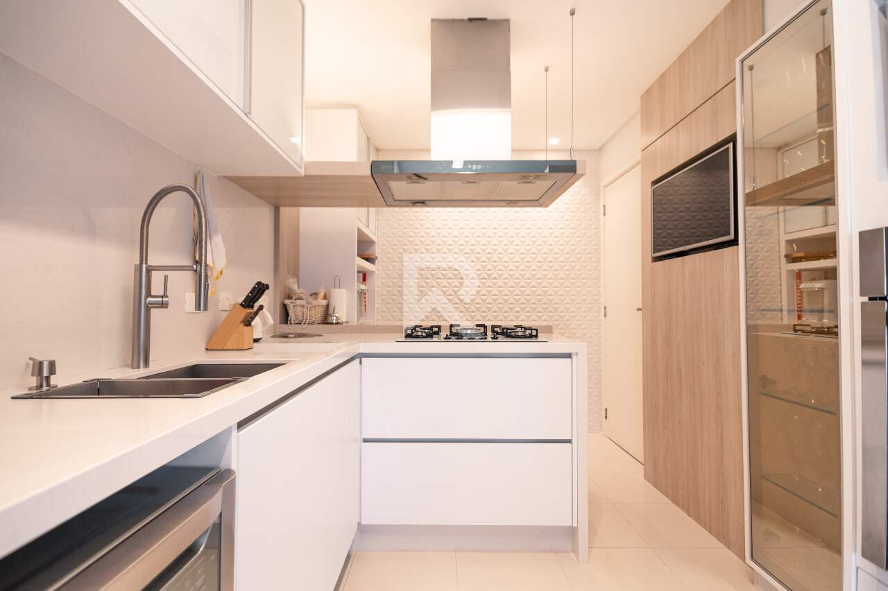 Apartamento Mobiliado em Cond. Clube com 3 suítes, 3 vagas para venda - 186m2 - Ecoville - Curitiba/PR miniatura 11