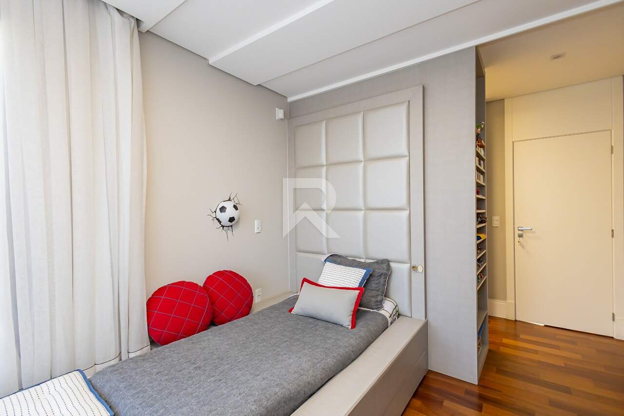 Casa com Face Leste e Piscina com Spa, 3 quartos 5 Vagas à venda, 400 m² - Santa Felicidade - Curitiba/PR miniatura 32
