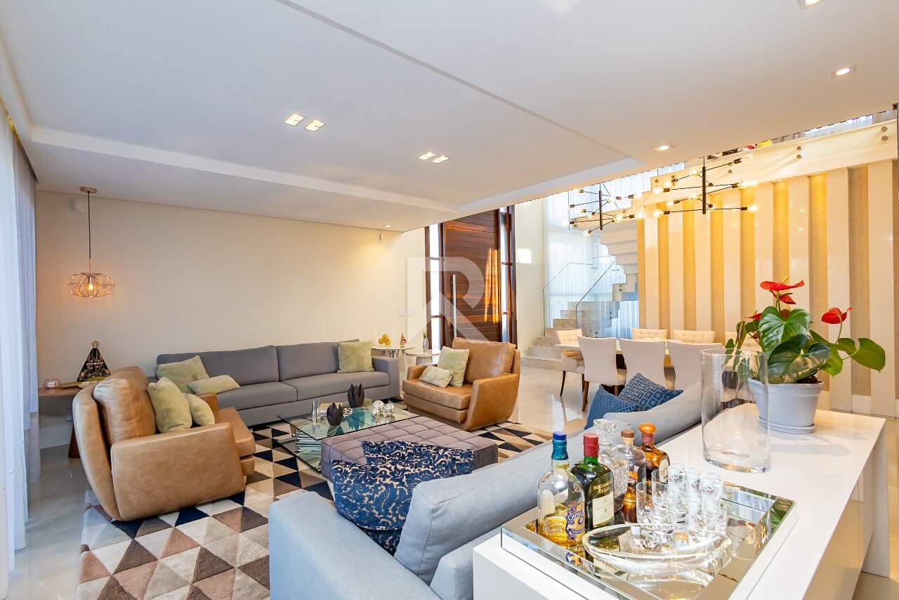 Casa com Face Leste e Piscina com Spa, 3 quartos 5 Vagas à venda, 400 m² - Santa Felicidade - Curitiba/PR miniatura 2