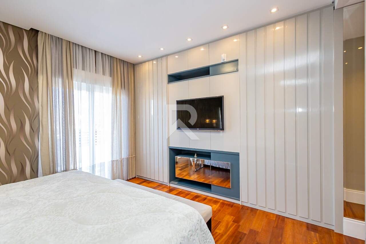 Casa com Face Leste e Piscina com Spa, 3 quartos 5 Vagas à venda, 400 m² - Santa Felicidade - Curitiba/PR miniatura 40