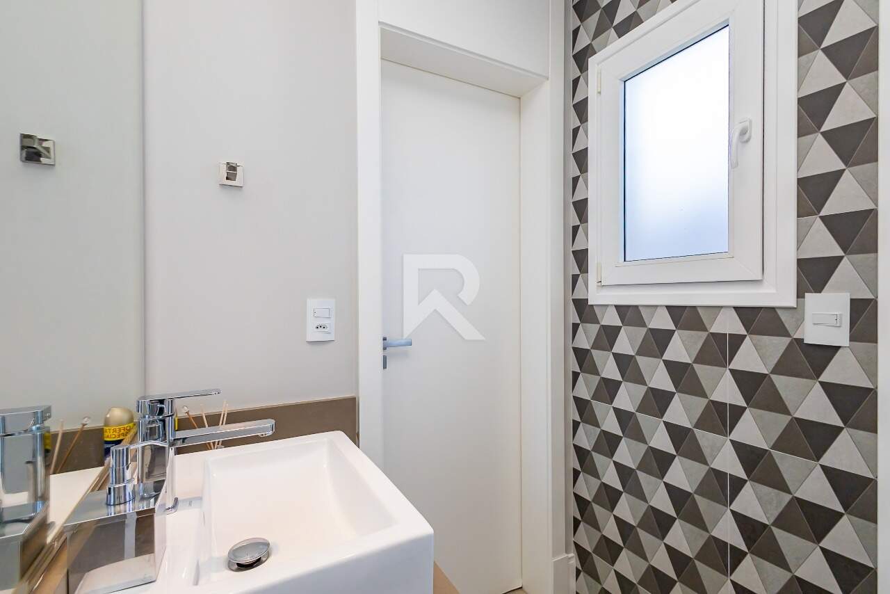 Casa com Face Leste e Piscina com Spa, 3 quartos 5 Vagas à venda, 400 m² - Santa Felicidade - Curitiba/PR miniatura 13