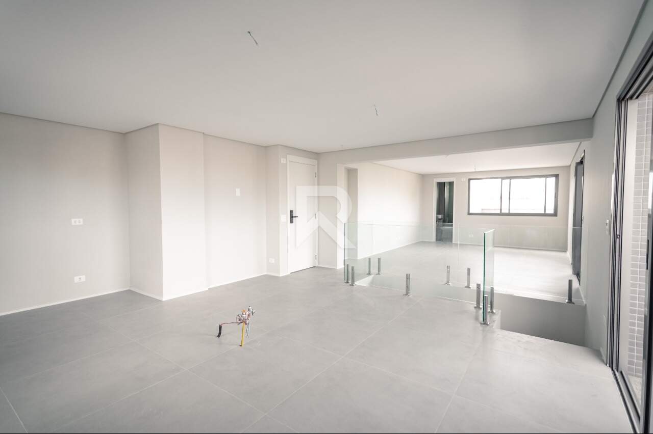 Cobertura Duplex com Espaço Gourmet e 3 Suítes – Centro – Curitiba/PR miniatura 5