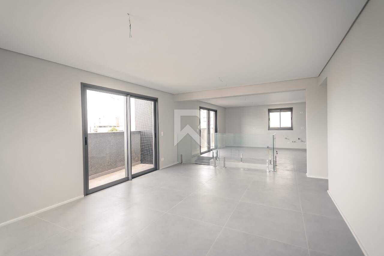 Cobertura Duplex com Espaço Gourmet e 3 Suítes – Centro – Curitiba/PR miniatura 3