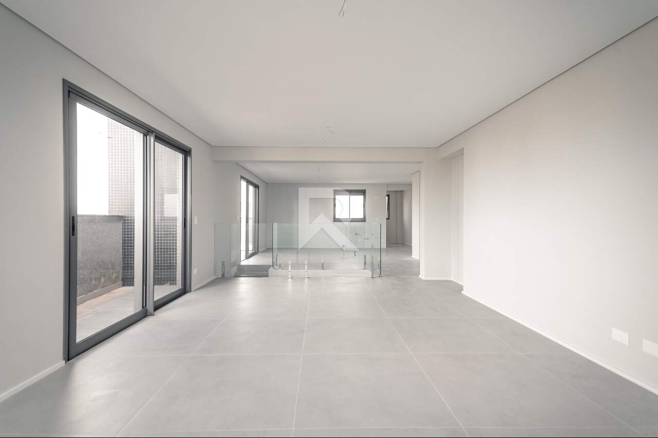 Cobertura Duplex com Espaço Gourmet e 3 Suítes – Centro – Curitiba/PR miniatura 2