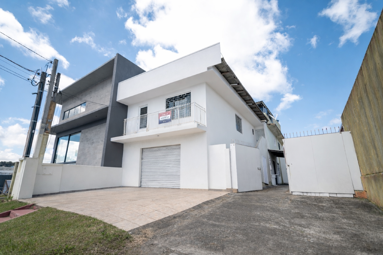 Imóvel Comercial com Terreno Amplo e Potencial Construtivo – São Braz – Curitiba/PR