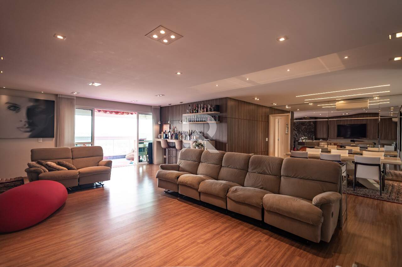 Apartamento Mobiliado em Cond. Clube com Vista Livre, Andar Alto, Face Norte e 3 Suítes para Aluguel, 228 m² – Ecoville miniatura 2