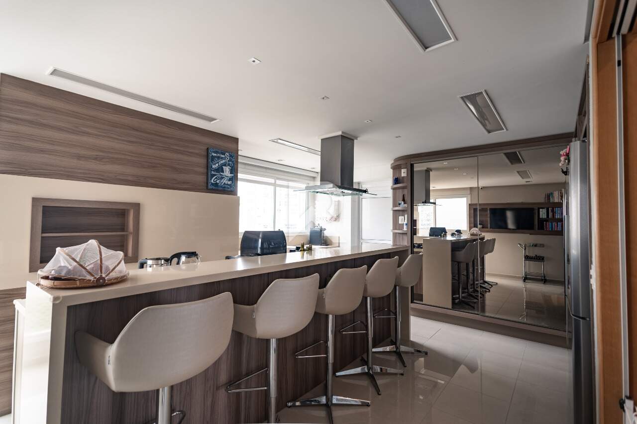Apartamento Mobiliado em Cond. Clube com Vista Livre, Andar Alto, Face Norte e 3 Suítes para Aluguel, 228 m² – Ecoville miniatura 12