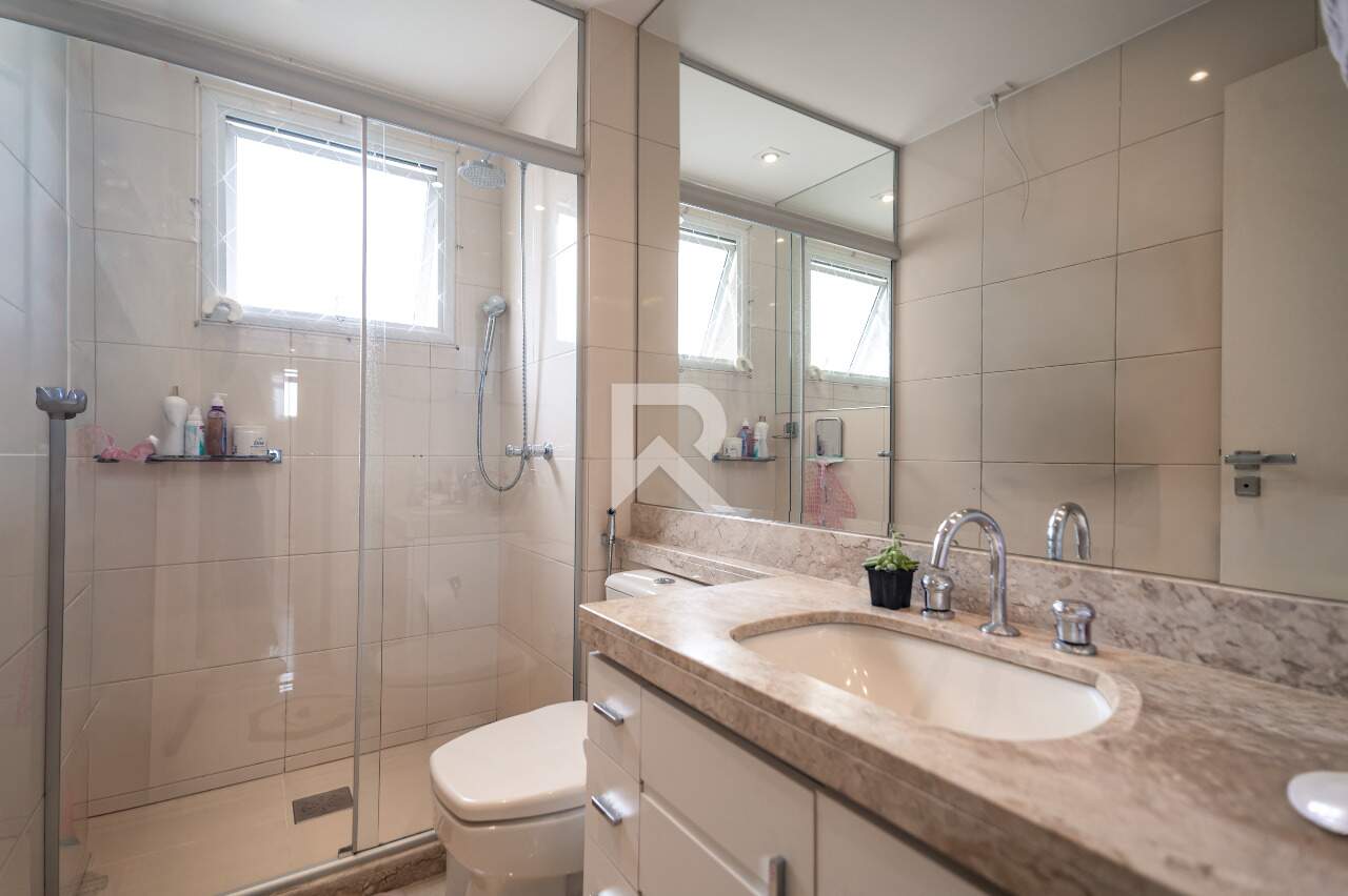 Apartamento Mobiliado em Cond. Clube com Vista Livre, Andar Alto, Face Norte e 3 Suítes para Aluguel, 228 m² – Ecoville miniatura 22