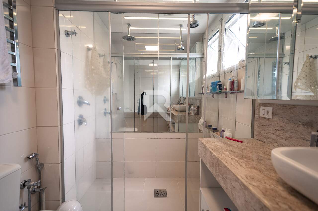 Apartamento Mobiliado em Cond. Clube com Vista Livre, Andar Alto, Face Norte e 3 Suítes para Aluguel, 228 m² – Ecoville miniatura 20