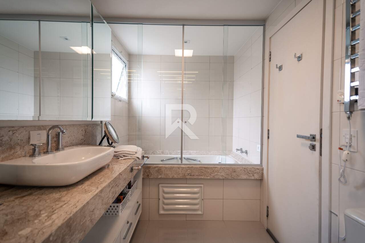 Apartamento Mobiliado em Cond. Clube com Vista Livre, Andar Alto, Face Norte e 3 Suítes para Aluguel, 228 m² – Ecoville miniatura 19
