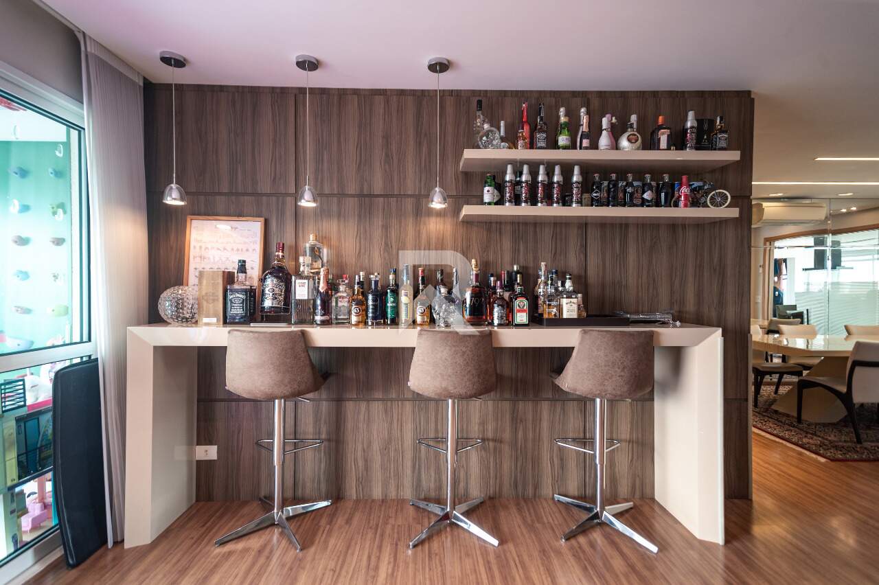 Apartamento Mobiliado em Cond. Clube com Vista Livre, Andar Alto, Face Norte e 3 Suítes para Aluguel, 228 m² – Ecoville miniatura 8