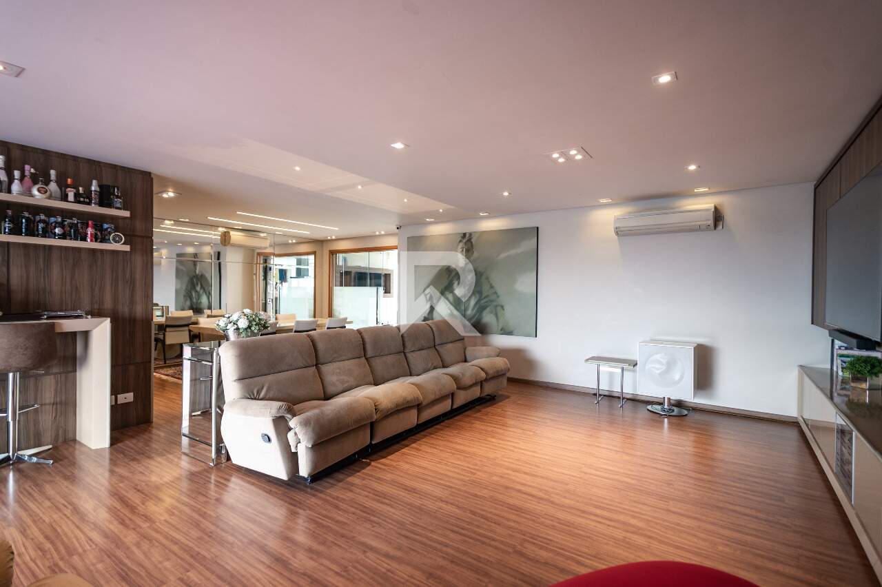 Apartamento Mobiliado em Cond. Clube com Vista Livre, Andar Alto, Face Norte e 3 Suítes para Aluguel, 228 m² – Ecoville miniatura 6