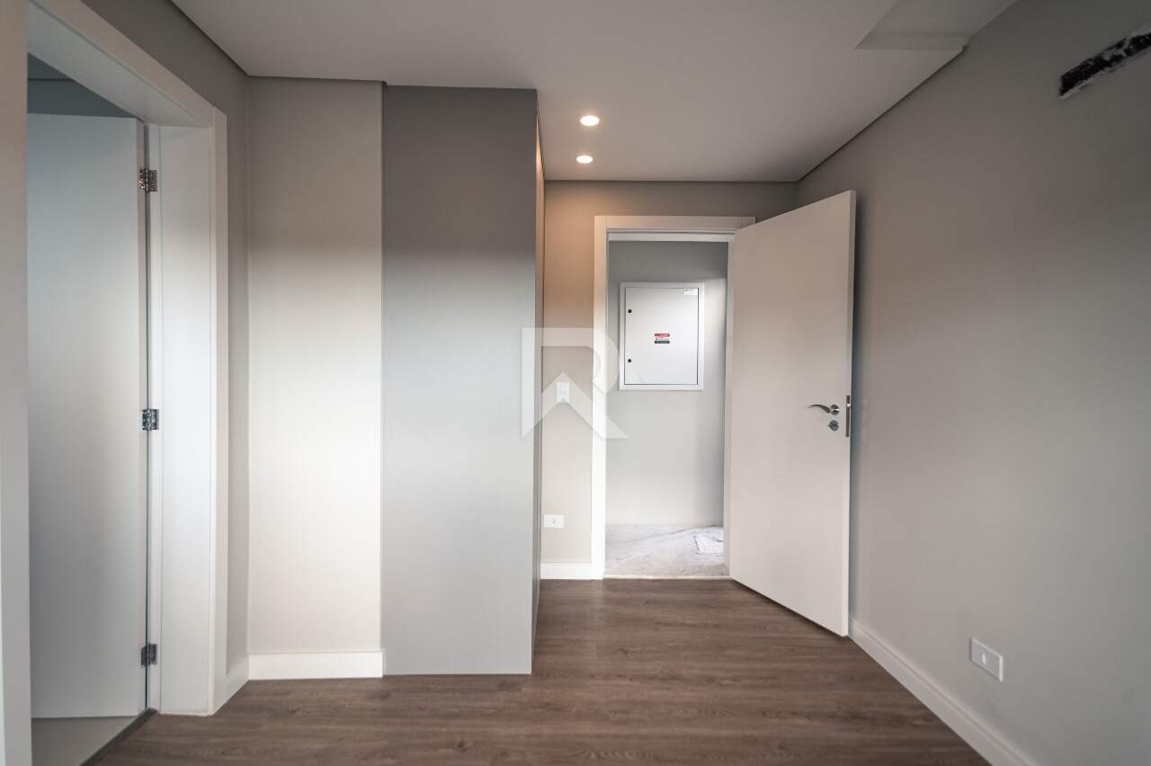 Casa de Condomínio com Vista Livre Definitiva, 3 suítes 3 vagas à venda, 255 m² - Santo Inácio - Curitiba/PR miniatura 32