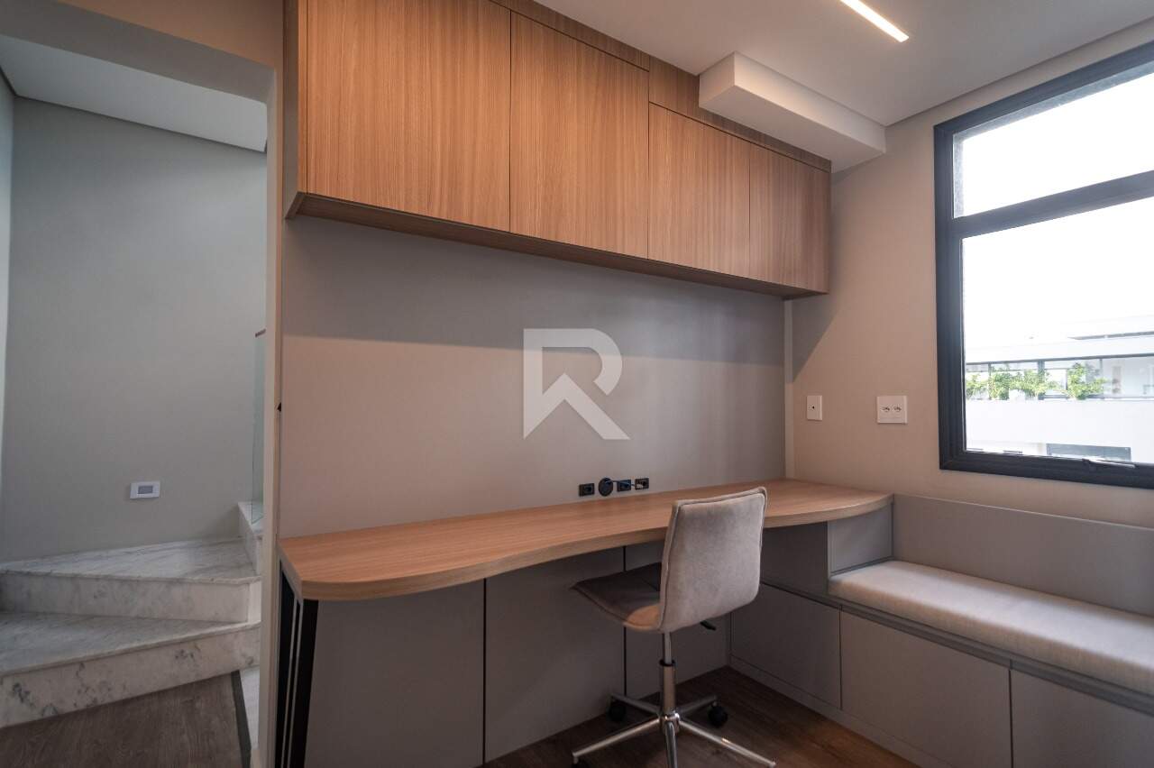 Casa de Condomínio com Vista Livre Definitiva, 3 suítes 3 vagas à venda, 255 m² - Santo Inácio - Curitiba/PR miniatura 24