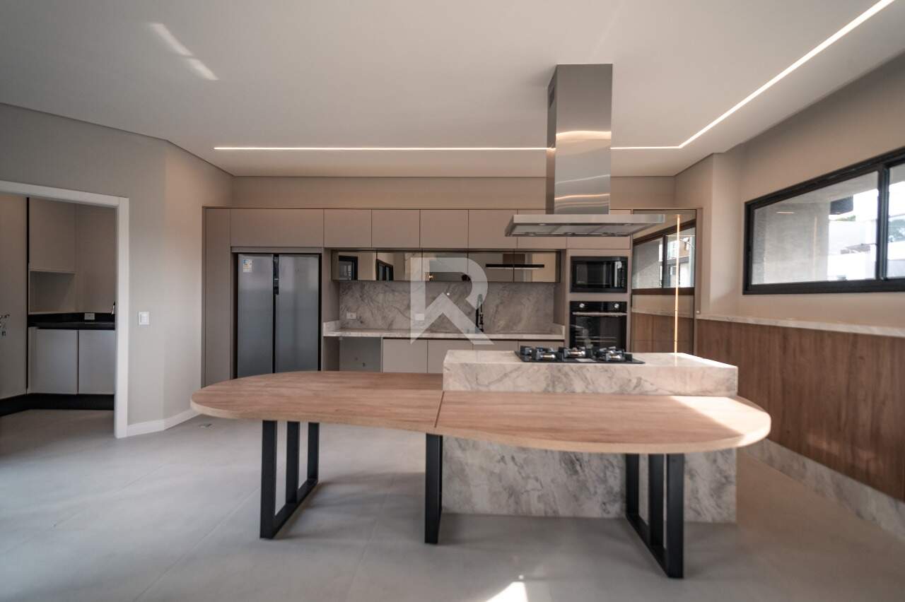 Casa de Condomínio com Vista Livre Definitiva, 3 suítes 3 vagas à venda, 255 m² - Santo Inácio - Curitiba/PR miniatura 9