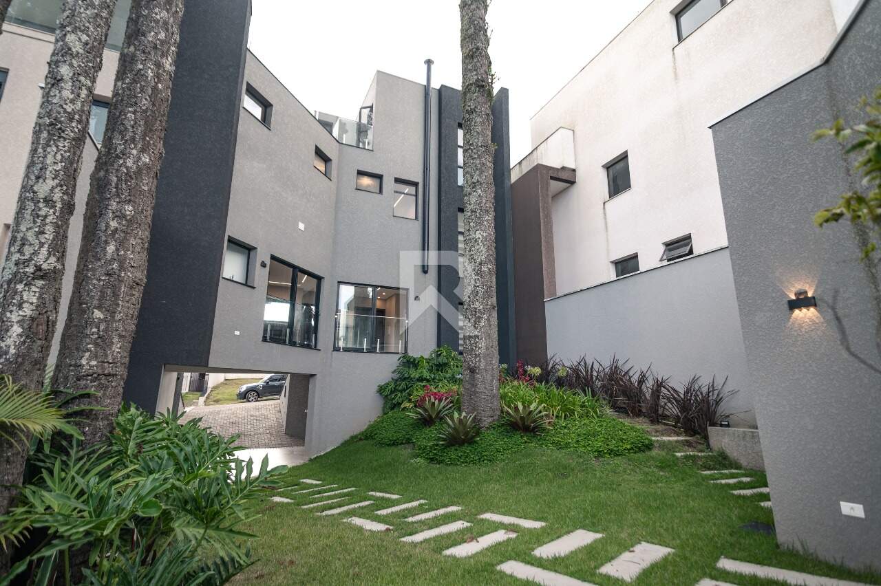 Casa de Condomínio com Vista Livre Definitiva, 3 suítes 3 vagas à venda, 255 m² - Santo Inácio - Curitiba/PR miniatura 16